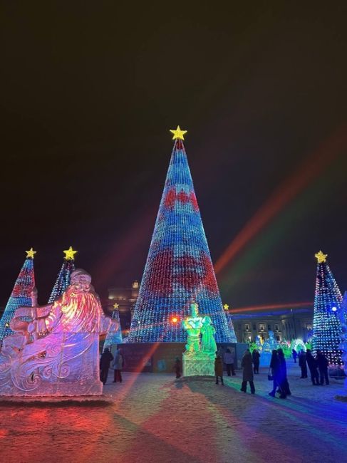 Новогодняя ночь в Самаре будет теплой❄️

Синоптики обещают всего -1 градус. Возможен также..