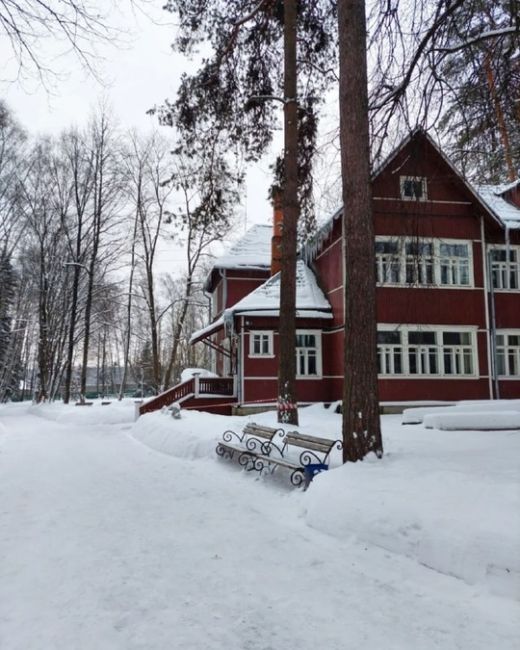 Переделкино — легендарный городок писателей.
 
Фото:..