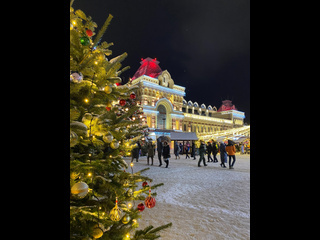 Сохраняй и отправляй друзьям ✊ 
 
🎄Новогодняя Ярмарка открыта!!! 
Приходите кататься на коньках, смотреть..