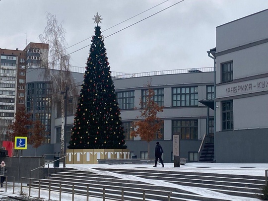 Вот такую красавицу установили возле Третьяковской..