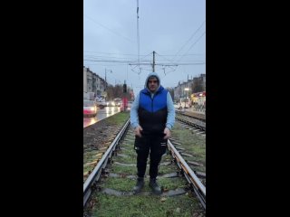 На злобу дня: песня про провалы на Московской

Видео:..