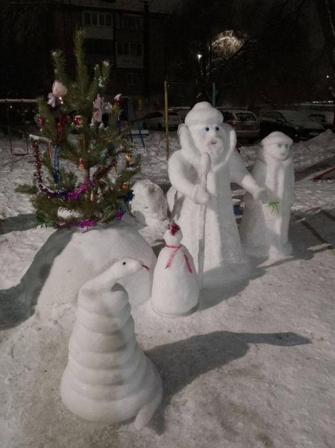 😍Полюбуйтесь, какую красоту установили в одном из дворов Металлурга в..