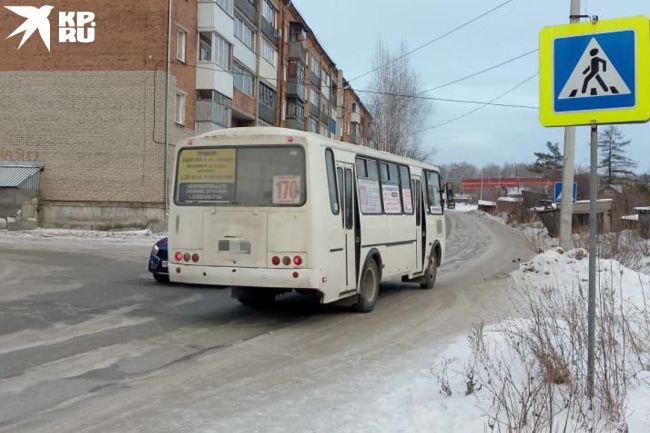 Под Новосибирском поселок Двуречье остался без единственного автобуса

Под Новосибирском жители поселка..