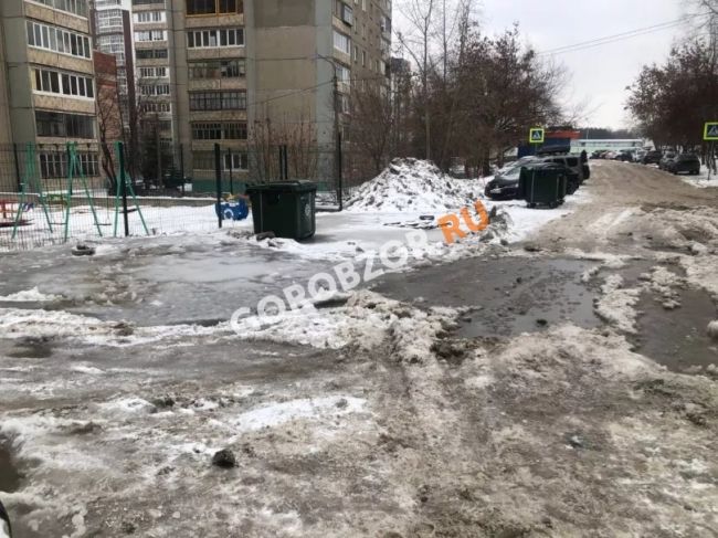 ‼«Проваливаемся под лед»: жители массово жалуются на затопление улицы Баргузинской в Уфе
 
Жители Уфы..