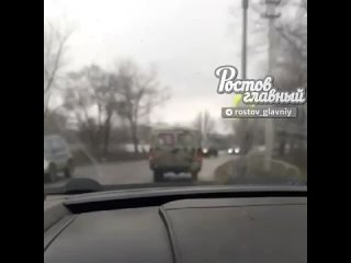 На Береговой в районе Южного таможенного управления сегодня произошло массовое ДТП. Момент аварии попал на..