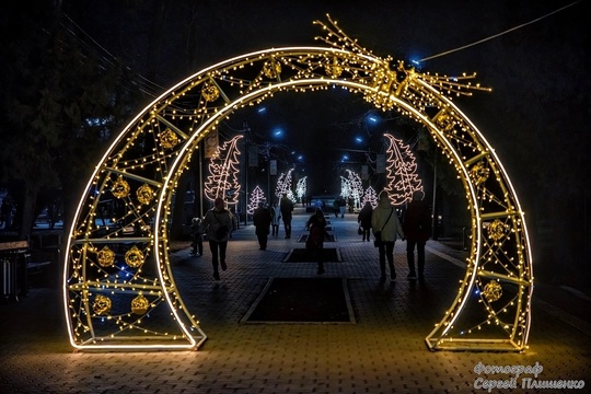 Новогодний Таганрог 💫🎄

Фото: Сергей..