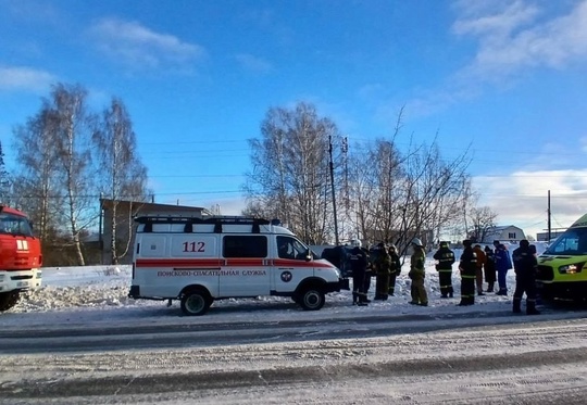 ‼️ДТП вчера в Кунгуре.

Водитель Renault Duster не справился с управлением и допустил съезд с дороги с последующим..