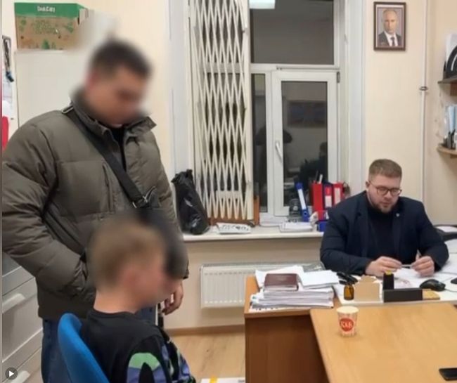 17-летний петербуржец зарезал отца в новогоднюю ночь 

Новогодняя ночь на проспекте Культуры обернулась..