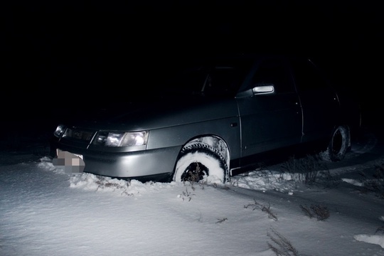 ‼️Мужчина прыгнул в движущийся автомобиль и остановил угонщика

В Нытве мужчина предотвратил угон своей..