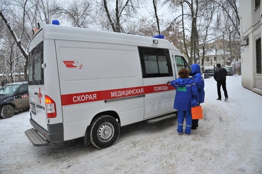 Двое омичей погибли: медики подвели итоги новогодних праздников

Сотрудники скорой помощи и..