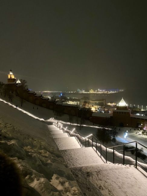 Ночи доброй🖤

фото: Кристина..