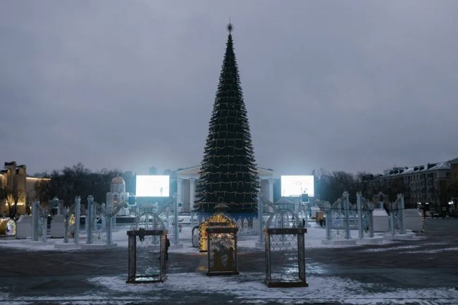 Атмосфера на новогодних праздниках в Курской и Белгородской областях. Тысячи россиян из приграничных..