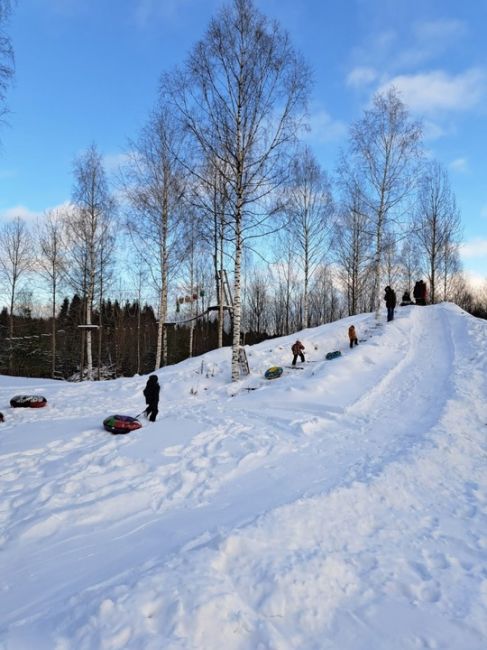 🧊Парк ледопадов открывается сегодня в Красной Слудке 

Адрес: Ясная, 1/2
Режим работы: с 12:00 до 20:00.

Цена..