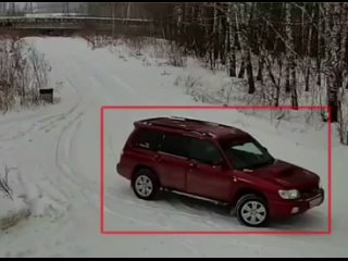 Рядом с ТЭЦ-5 водитель из Новосибирска решил устроить склад покрышек.

Новосибирск с..