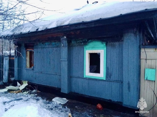 🔥Дважды спасенный на одном пожаре

В пермском городе Кунгур сотрудник МЧС России Денис Овчинников..